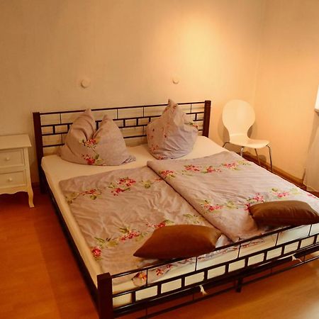 Ferienwohnung Auf Dem Pferdehof Schotten Esterno foto
